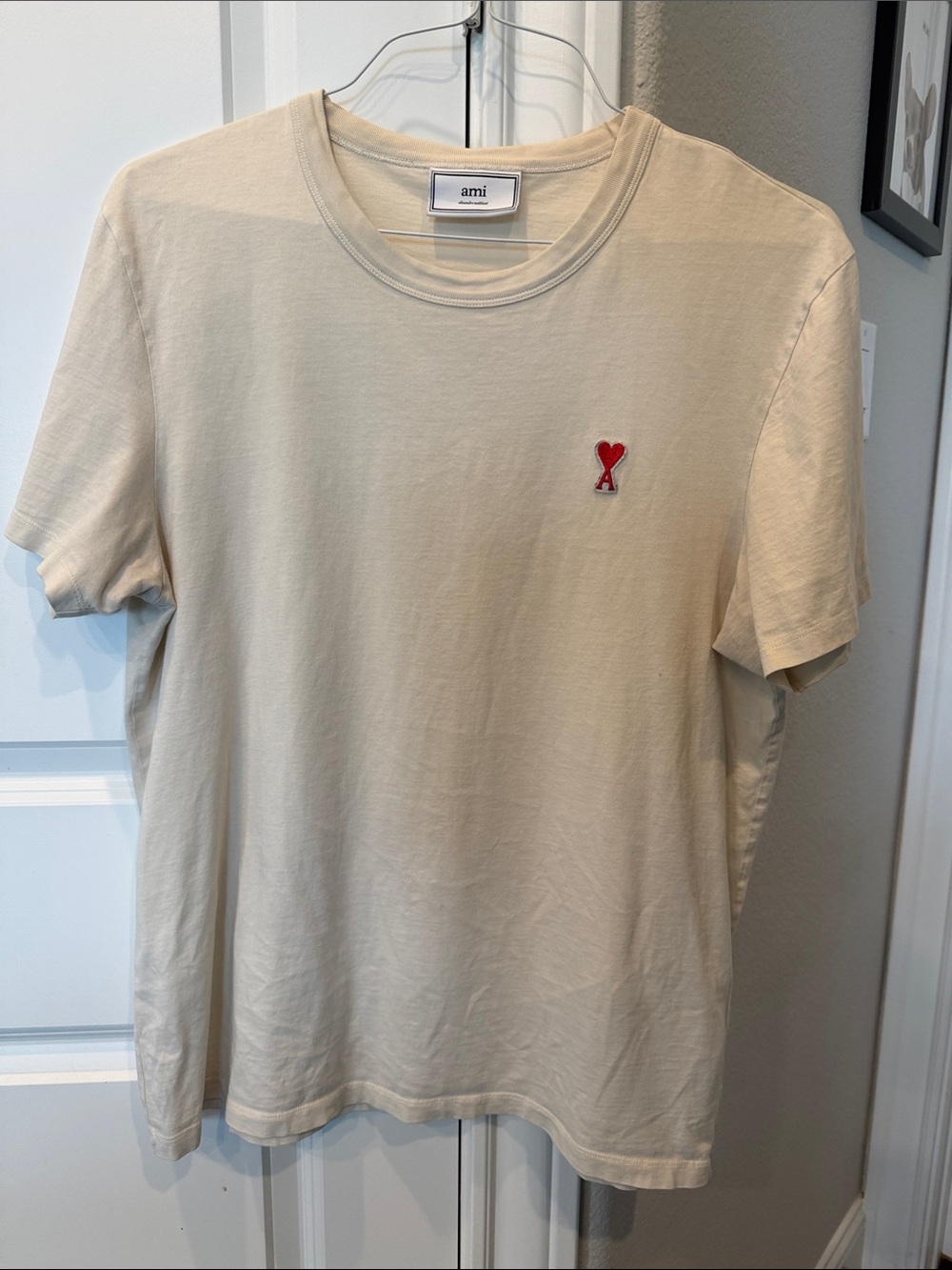 Ami Cream Short-Sleeve Tee with Red Heart Patch